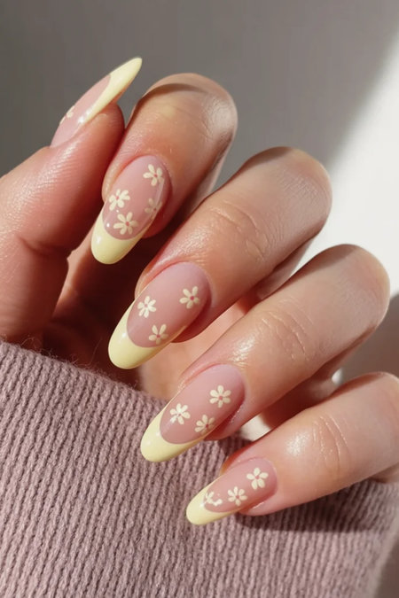 19 Long almond pastel yellow French tips daisy art_bp