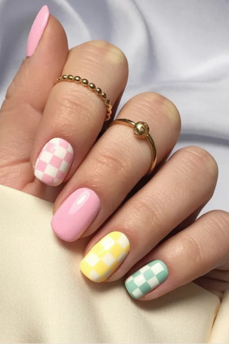 3 Short round pastel checkerboard cute multicolor_bp