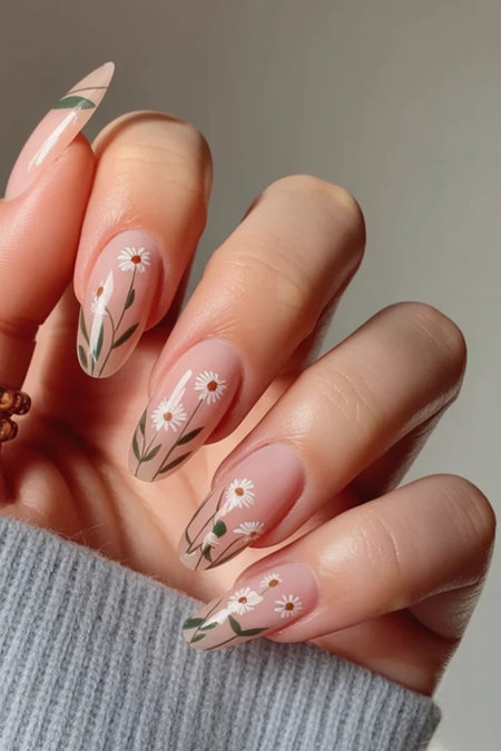 33 white daisy nails cream tips nude_bp