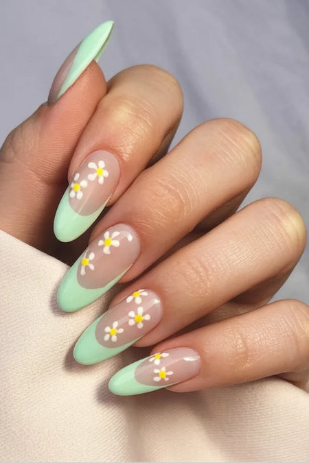 7 Long almond mint French tips daisy art_bp