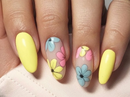 11 Almond yellow nails pastel floral accent_pin