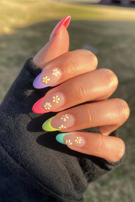 4 Almond multicolor French daisy accents_ECH