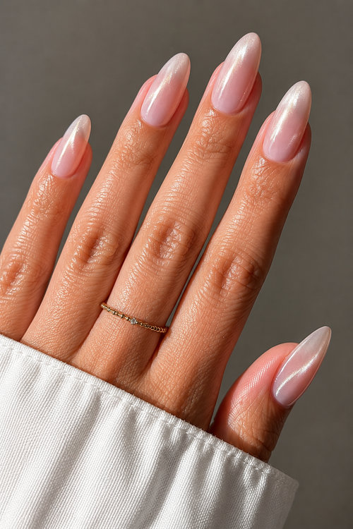 almond nails trends main 25_bp