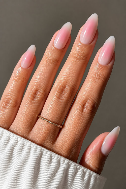 almond nails trends main 2_bp