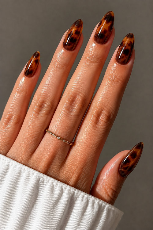 almond nails trends main 35_bp