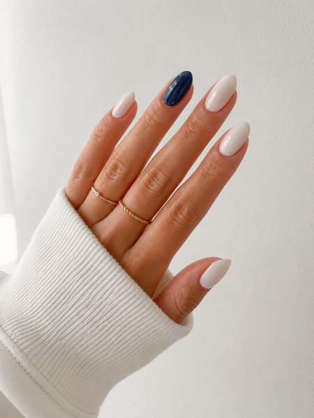 classy 4th of july nails – main 13_bp