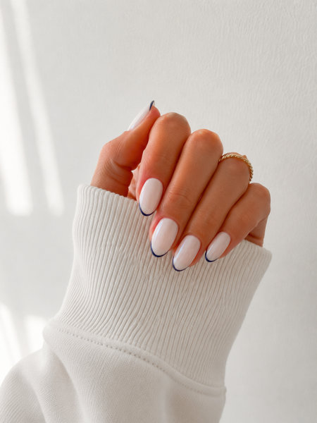 classy 4th of july nails – main 14_bp