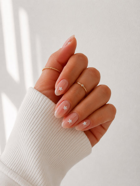 classy 4th of july nails – main 18_bp