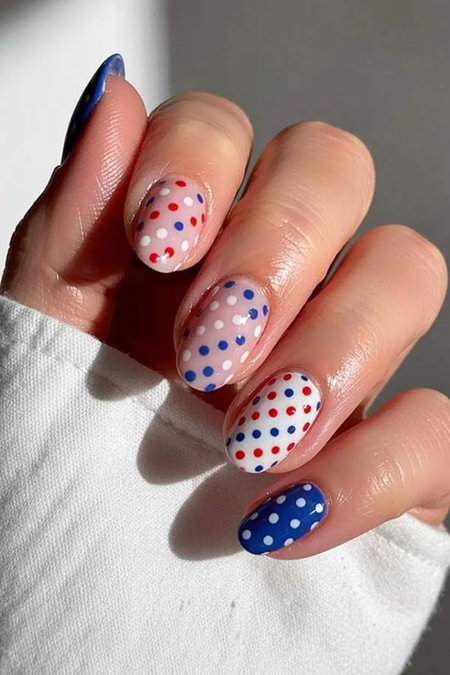classy 4th of july nails – main 27_bp