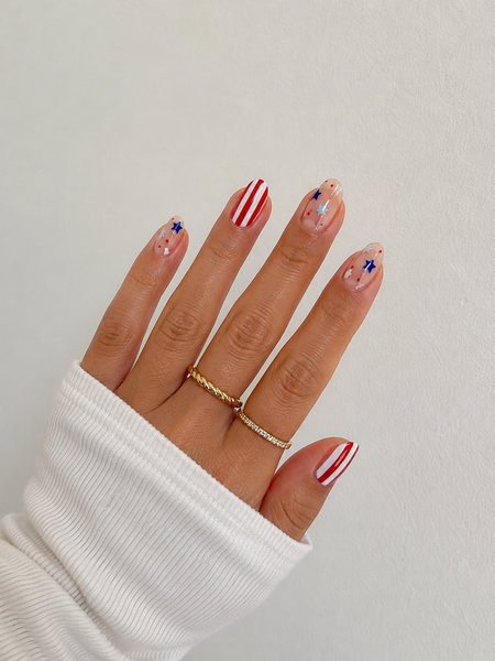 classy 4th of july nails – main 6_bp